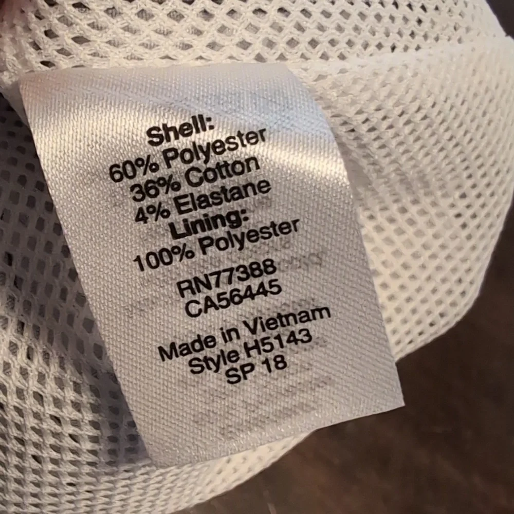 JCrew Swim Trunks, Mens 36. Grey/White Aloha Pattern.